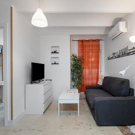 2 Bedroom 1 Bathroom Furnished - Sol - Cozy Vintage - Mintystay Madrid Kültér fotó